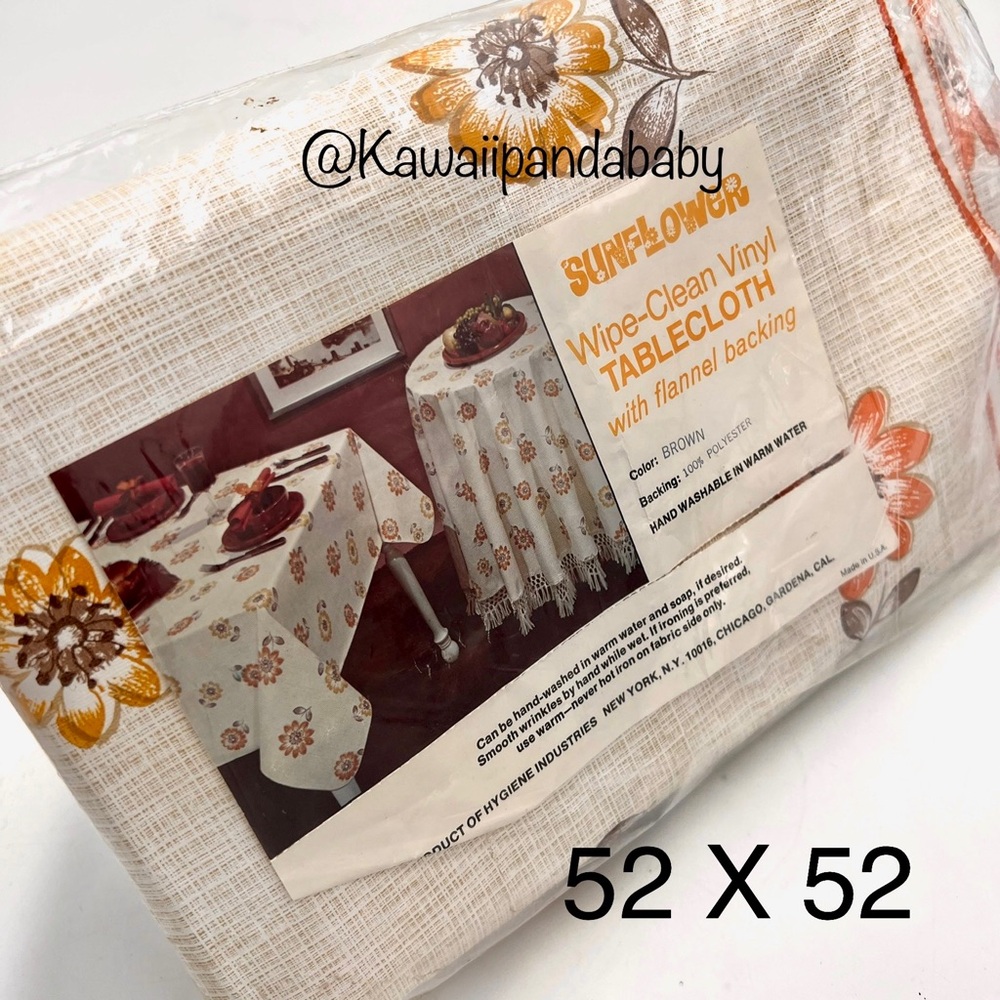 Rare Vintage 60s Retro Sunflower Print Flannel Back Square Tablecloth 52 X 52
